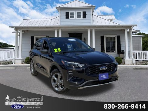 Certified 2025 Ford Escape ST-Line AWD/4WD image 1