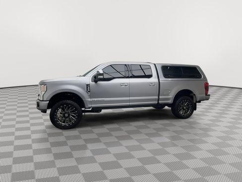 Used 2022 Ford F350 Platinum image 40