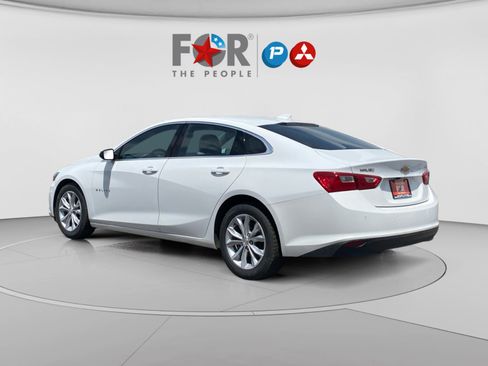 Used 2024 Chevrolet Malibu LT FWD image 3