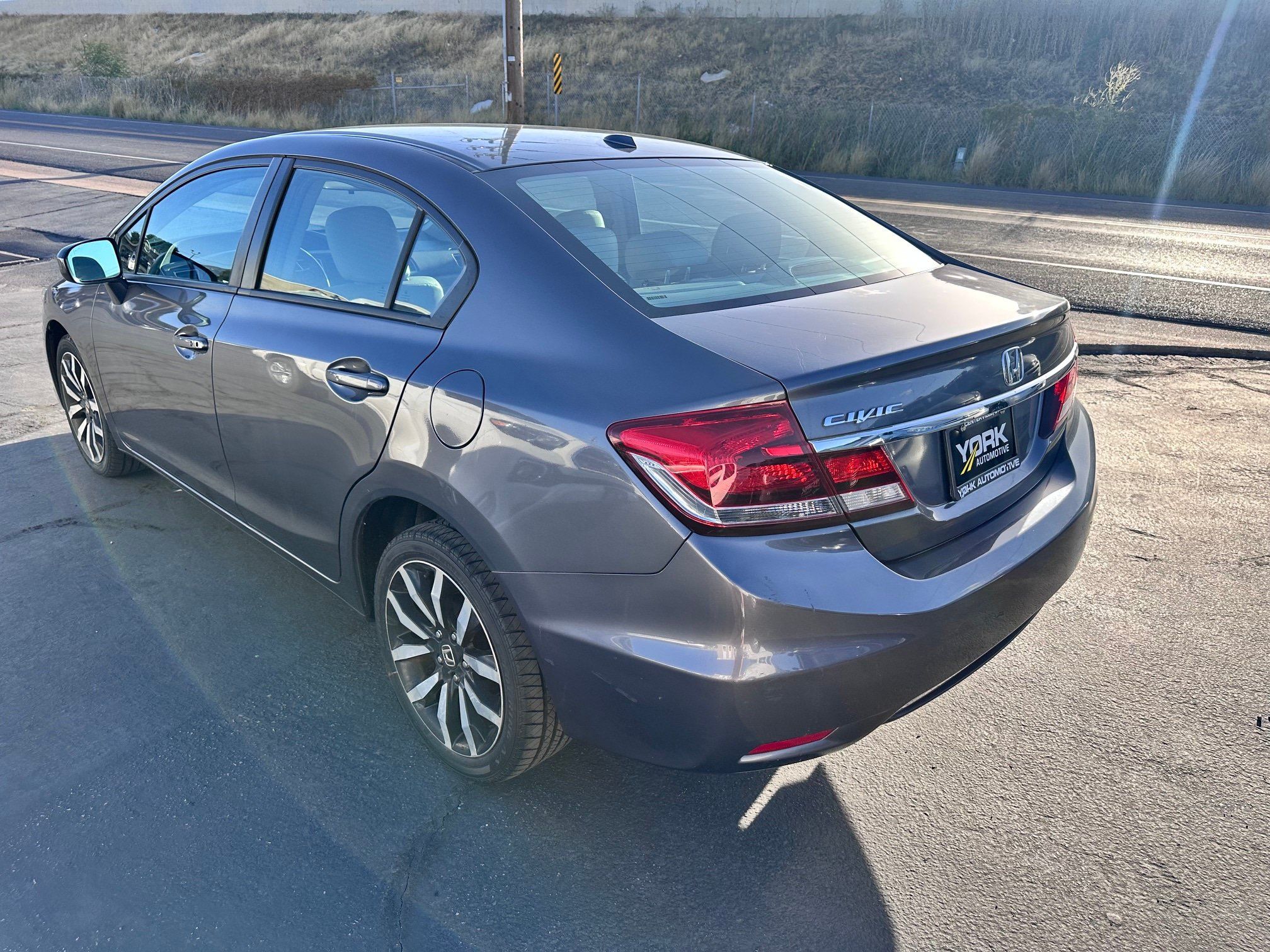 Used 2015 Honda Civic EX-L image 4