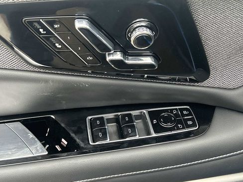 New 2026 Cadillac Optiq Luxury 1 image 22