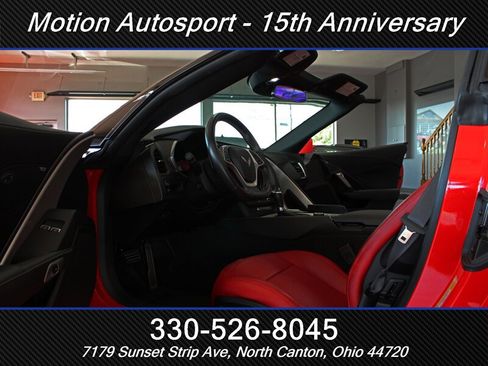 Used 2017 Chevrolet Corvette Stingray Coupe w/ 1LT RWD image 19