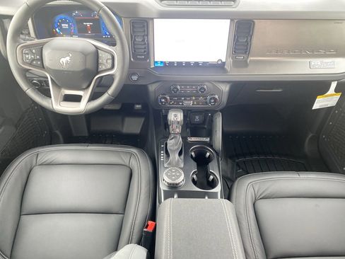 New 2025 Ford Bronco Badlands AWD/4WD image 16