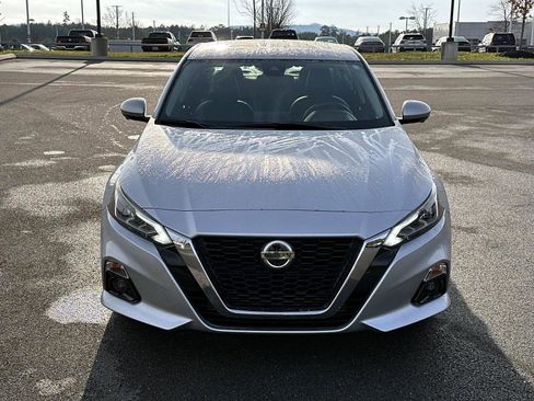 Used 2020 Nissan Altima 2.0 Platinum image 9