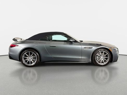 Used 2023 Mercedes-Benz SL 43 AMG image 2