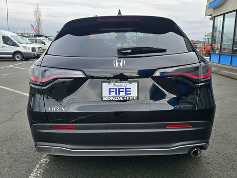 Certified 2025 Honda HR-V Sport image 4
