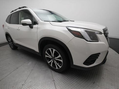 Used 2024 Subaru Forester Limited AWD/4WD image 37