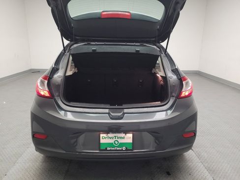 Used 2017 Chevrolet Cruze LT FWD image 29