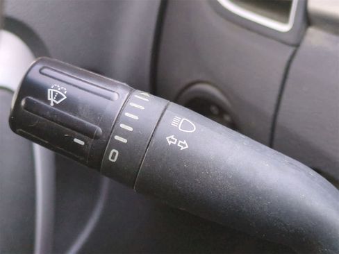 Used 2018 Ford Taurus SEL w/ Equipment Group 201A image 25