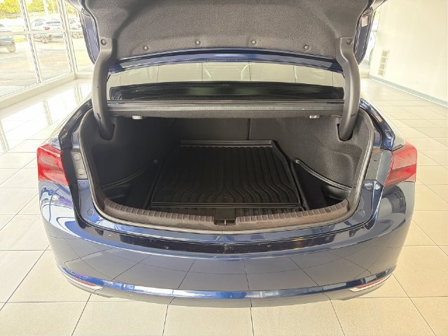 Used 2017 Acura TLX w/ Technology Package FWD image 15