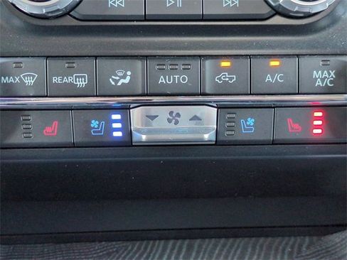 Used 2023 Ford F150 Platinum w/ Equipment Group 701A High image 23