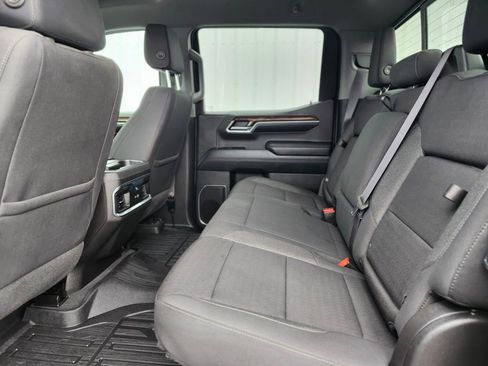 Used 2022 GMC Sierra 1500 Elevation w/ Preferred Package AWD/4WD image 14