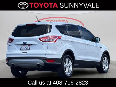 Used 2016 Ford Escape SE FWD image 3