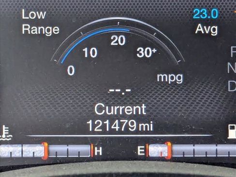 Used 2017 Jeep Renegade Trailhawk w/ Cold Weather Group II AWD/4WD image 10