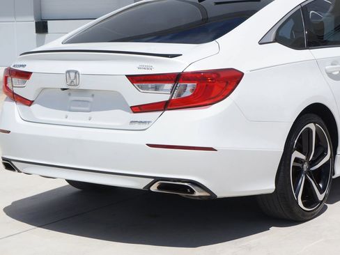 Used 2021 Honda Accord Sport image 15