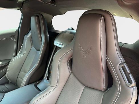 Used 2025 Chevrolet Corvette Stingray Preferred Cpe w/ Battery Protection Package RWD image 30