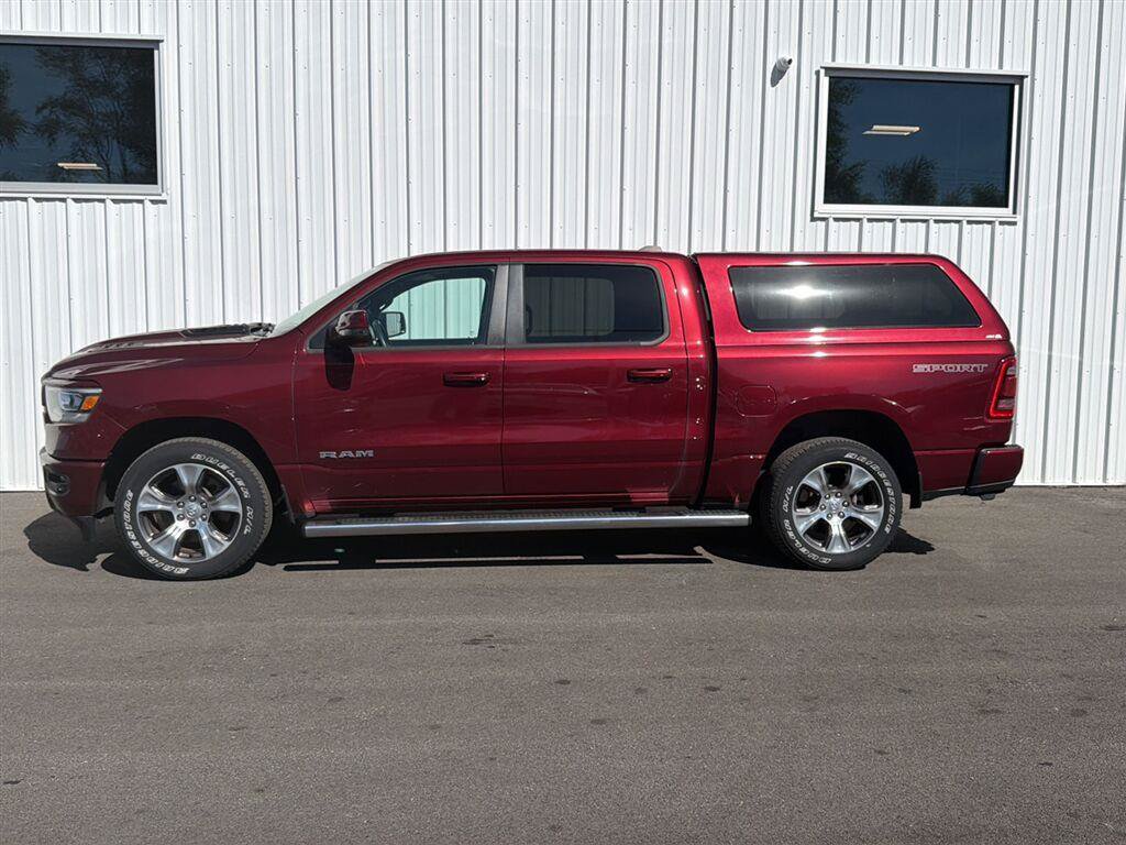 Used 2023 RAM 1500 Laramie AWD/4WD image 7