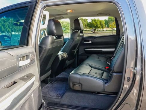 Used 2014 Toyota Tundra Limited w/ Limited Premium Package image 12