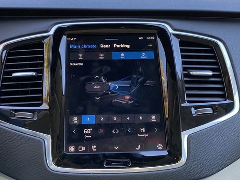 Used 2023 Volvo XC90 T8 Plus w/ Protection Package Premier image 14