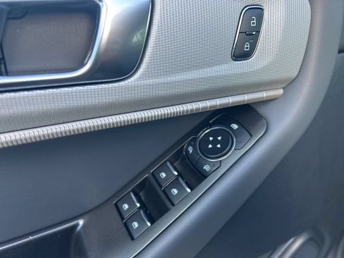 New 2026 Ford Explorer Active AWD/4WD image 22