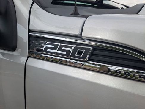 Used 2015 Ford F250 Lariat w/ Chrome Package image 5