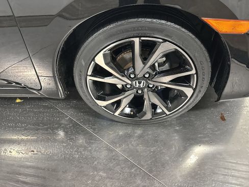 Used 2021 Honda Civic Sport image 14