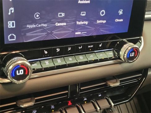 New 2026 GMC Canyon Elevation w/ Convenience Package image 18