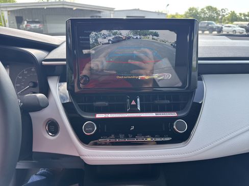 New 2025 Toyota Corolla SE image 19