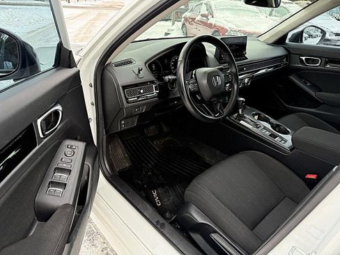 Used 2022 Honda Civic EX image 9