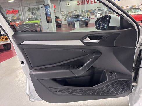 Used 2021 Volkswagen Jetta S w/ Driver Assistance Package image 12