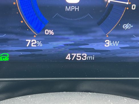 Used 2024 Chevrolet Blazer EV LT image 25