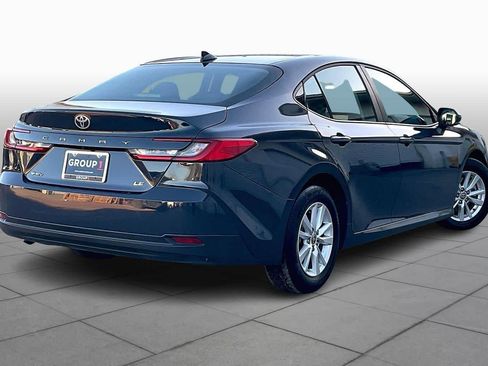 Used 2025 Toyota Camry LE image 12