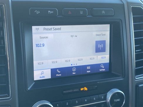 Used 2021 Ford Expedition XLT image 23