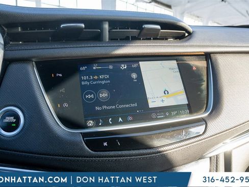 Used 2022 Cadillac XT5 Premium Luxury w/ LPO, Floor Liner Package image 7