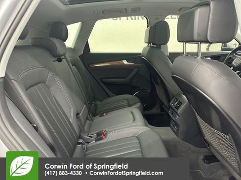 Used 2023 Audi Q5 2.0T Premium image 12