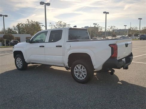 Certified 2024 Toyota Tacoma SR image 6