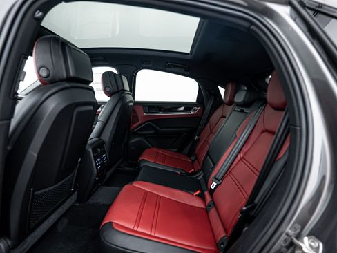 New 2026 Porsche Cayenne S image 24
