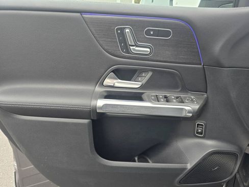 New 2026 Mercedes-Benz GLB 250 4MATIC image 33
