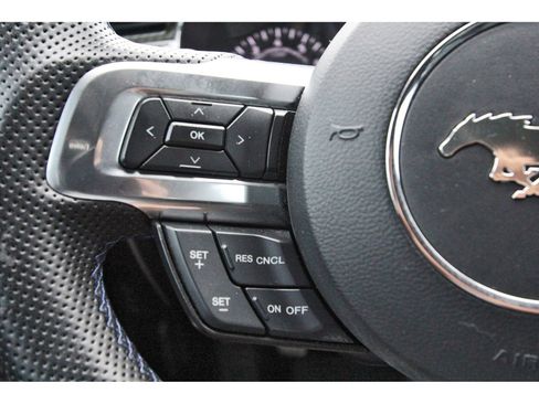 Used 2017 Ford Mustang GT Premium image 15