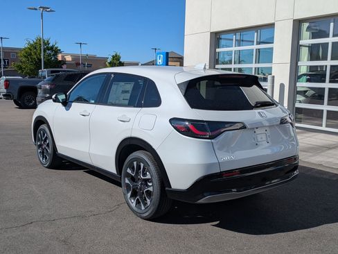 New 2026 Honda HR-V EX-L image 7