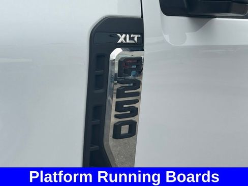 Used 2025 Ford F250 XLT image 18