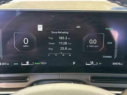Certified 2025 Kia Carnival SX FWD image 29