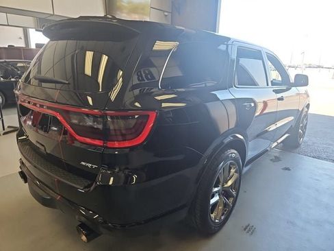 Used 2021 Dodge Durango SRT w/ Technology Group AWD/4WD image 4