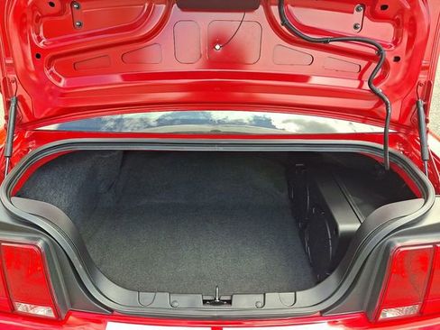 Used 2007 Ford Mustang Shelby GT500 RWD image 27