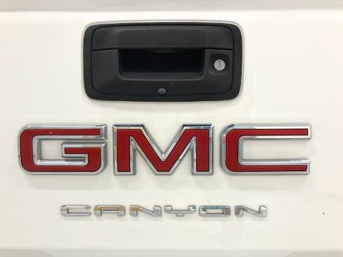 Used 2022 GMC Canyon Elevation AWD/4WD image 17