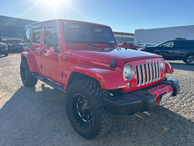 Used 2018 Jeep Wrangler Unlimited Sahara w/ Connectivity Group AWD/4WD image 3