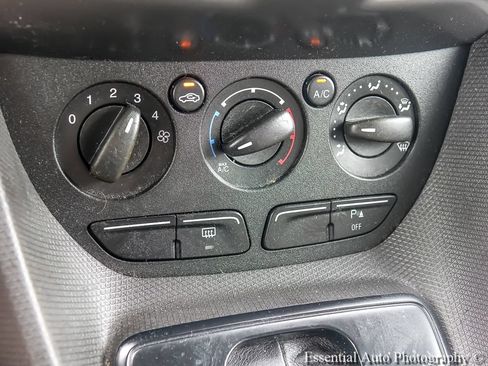 Used 2015 Ford Transit Connect XLT FWD image 18