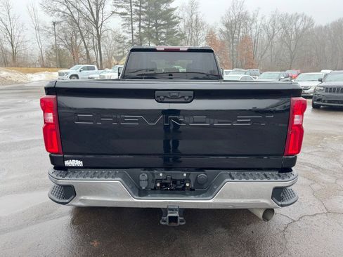 Used 2021 Chevrolet Silverado 3500 LT w/ Convenience Package image 4