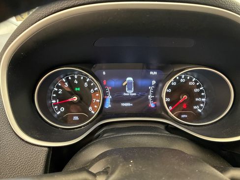 Used 2017 Jeep Compass Limited AWD/4WD image 12