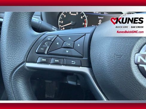 Used 2025 Nissan Altima 2.5 SV image 13